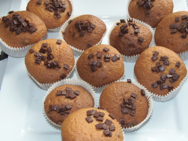 muffin csokidarabokkal